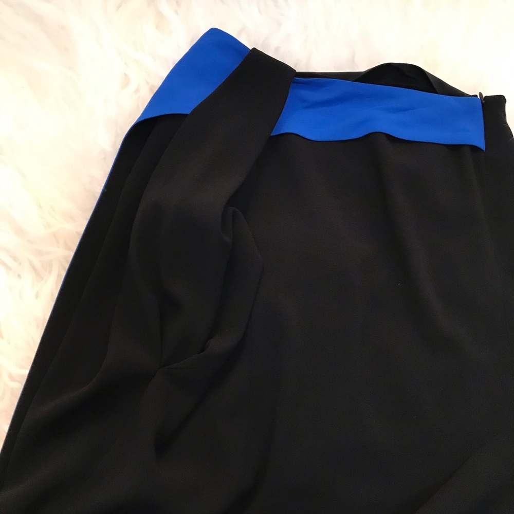 BALENCIAGA Knee-Length Zip-Up Skirt - Picture 7 of 7
